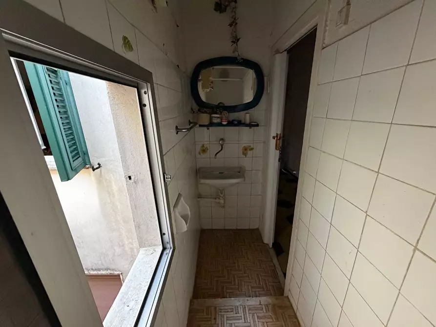 Immagine 10 di Appartamento in vendita  in CORSO MATTEOTTI a Pontedera