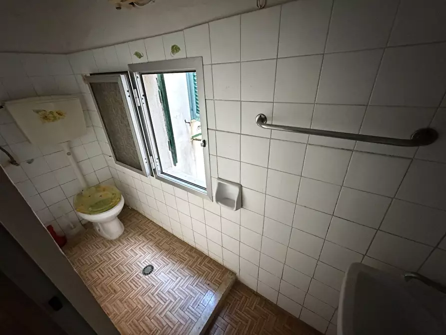 Immagine 8 di Appartamento in vendita  in CORSO MATTEOTTI a Pontedera