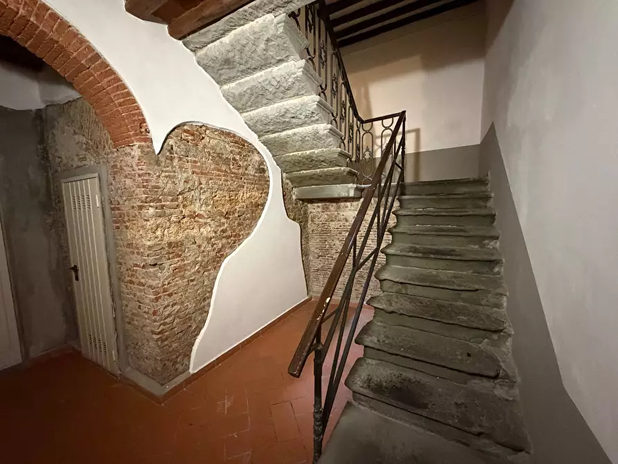 Immagine 33 di Appartamento in vendita  in CORSO MATTEOTTI a Pontedera