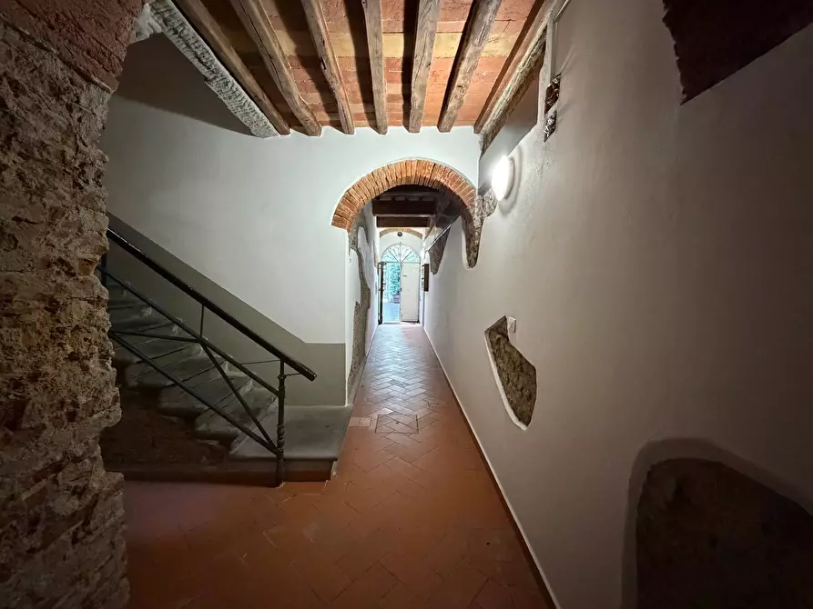 Immagine 34 di Appartamento in vendita  in CORSO MATTEOTTI a Pontedera