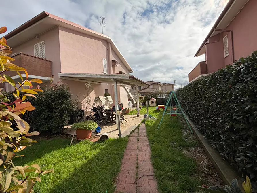 Immagine 49 di Casa semindipendente in vendita  in VIA FRANCESCA 534 a Montopoli In Val D'arno