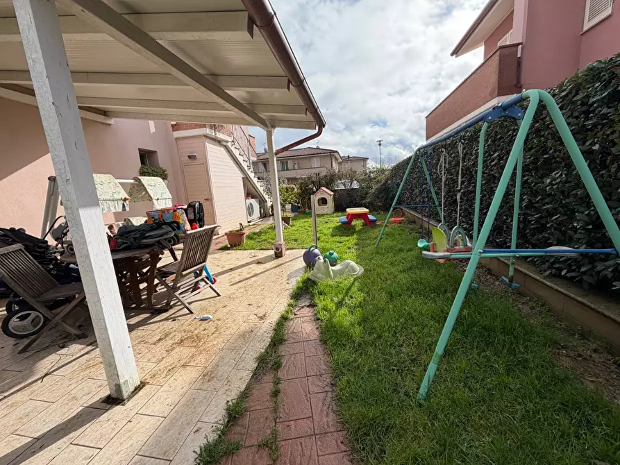 Immagine 50 di Casa semindipendente in vendita  in VIA FRANCESCA 534 a Montopoli In Val D'arno