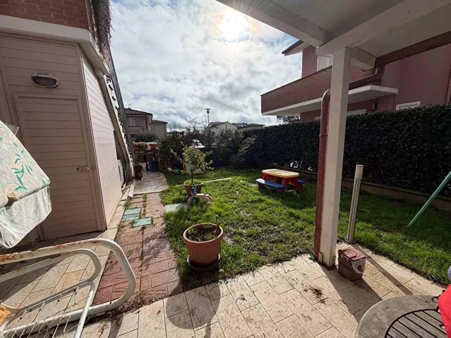 Immagine 51 di Casa semindipendente in vendita  in VIA FRANCESCA 534 a Montopoli In Val D'arno