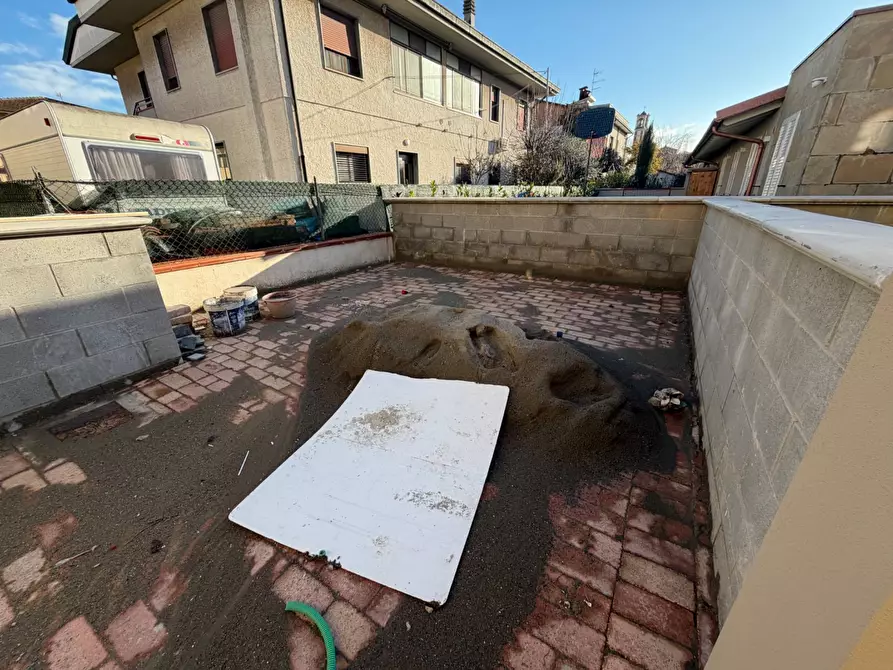 Immagine 2 di Casa indipendente in vendita  a Calcinaia