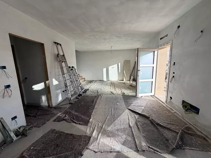 Immagine 11 di Casa indipendente in vendita  a Calcinaia