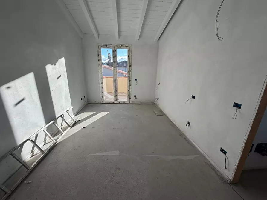 Immagine 18 di Casa indipendente in vendita  a Calcinaia