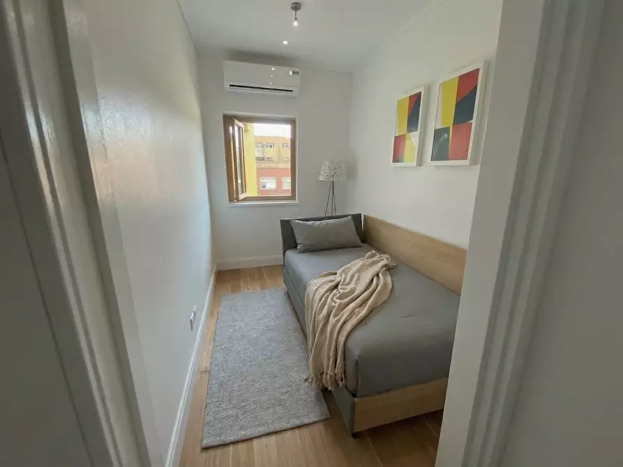 Immagine 19 di Appartamento in vendita  in CORSO MATTEOTTI a Pontedera