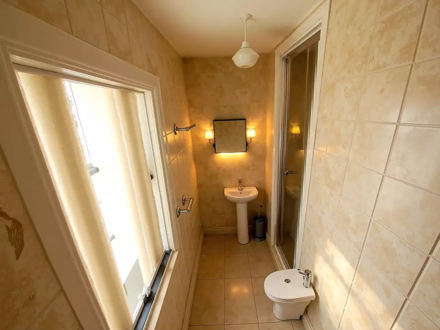 Immagine 15 di Appartamento in vendita  in CORSO MATTEOTTI a Pontedera