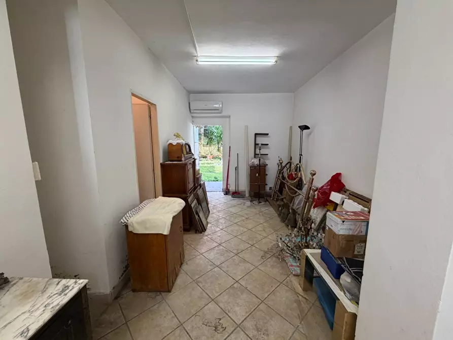 Immagine 4 di Ufficio in vendita  a Pontedera