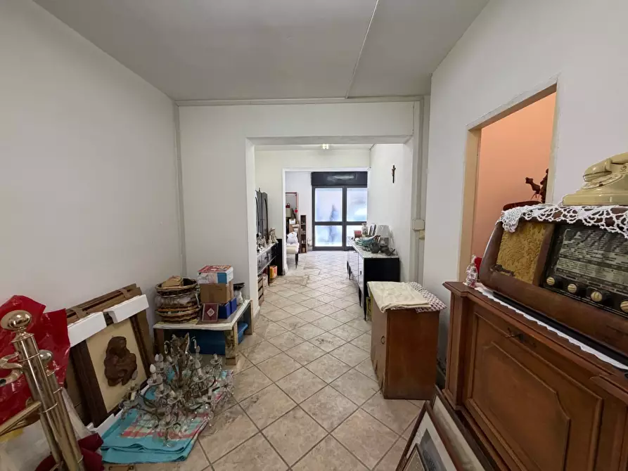 Immagine 11 di Ufficio in vendita  a Pontedera