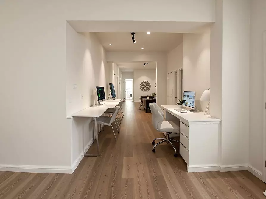 Immagine 15 di Ufficio in vendita  a Pontedera