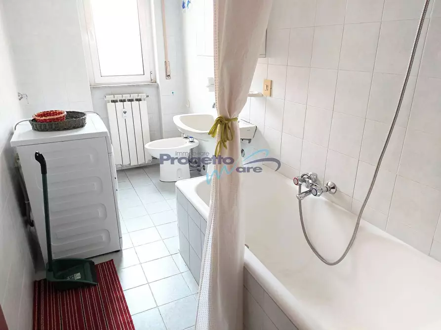 Immagine 11 di Appartamento in vendita  a Pietra Ligure