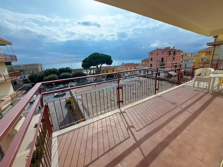 Immagine 19 di Appartamento in vendita  a Pietra Ligure