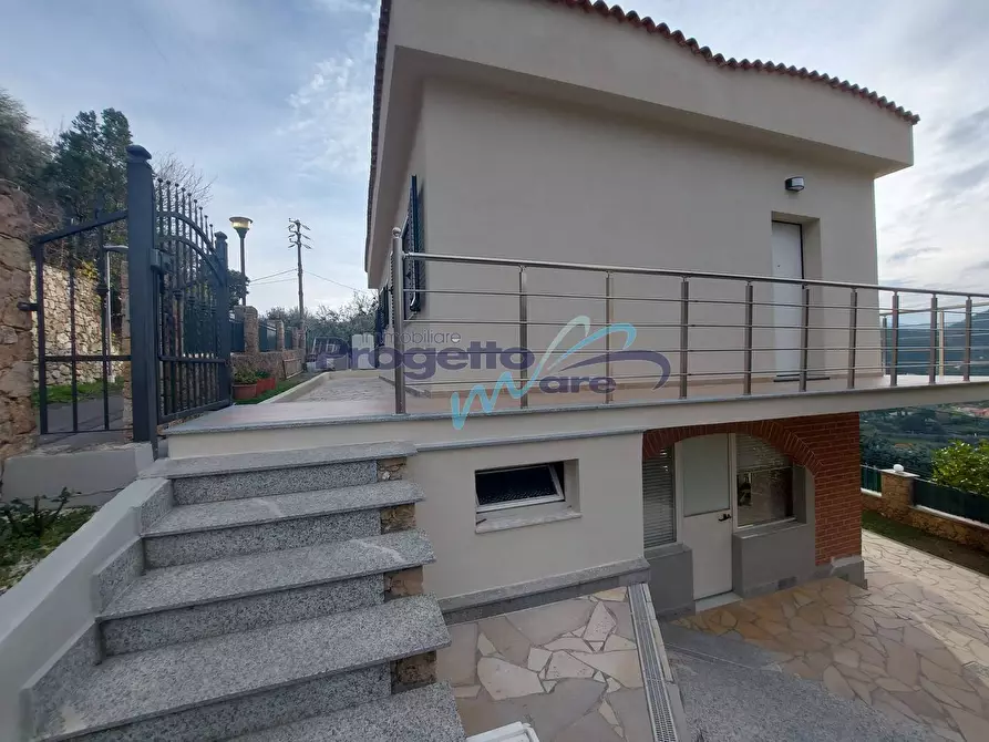 Immagine 19 di Villa in vendita  in ranzi a Giustenice