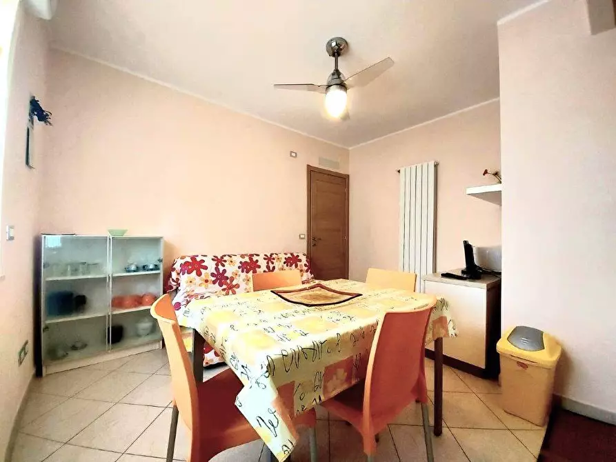 Immagine 5 di Appartamento in vendita  a Pietra Ligure