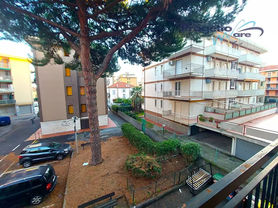 Immagine 12 di Appartamento in vendita  in viale Della Repubblica 00 a Giustenice