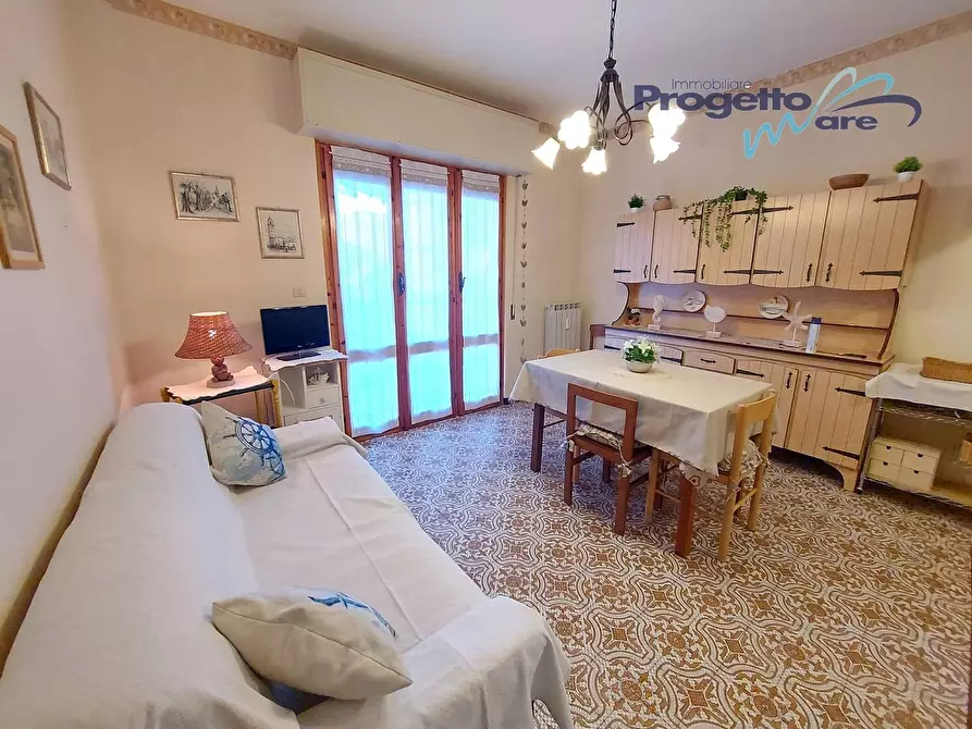 Immagine 11 di Appartamento in vendita  in viale Della Repubblica 00 a Giustenice