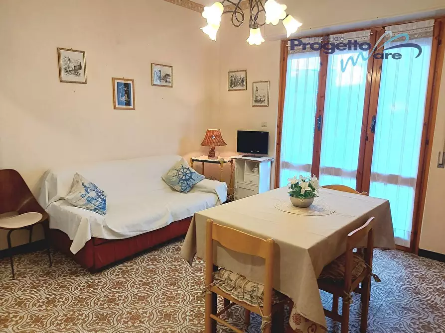 Immagine 16 di Appartamento in vendita  in viale Della Repubblica 00 a Giustenice