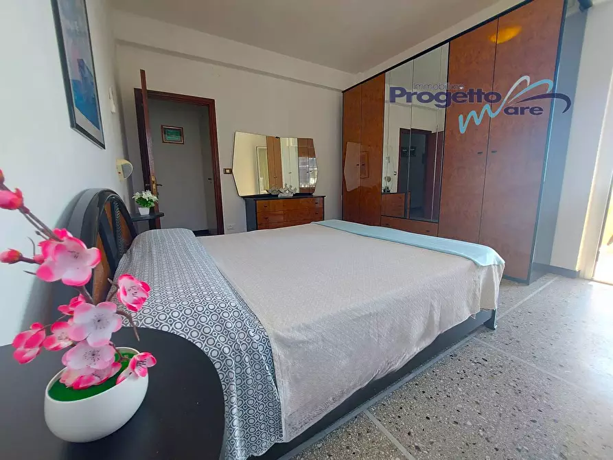 Immagine 5 di Appartamento in vendita  in viale europa a Pietra Ligure