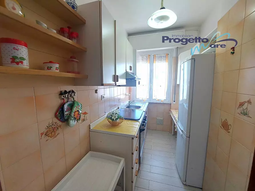 Immagine 11 di Appartamento in vendita  in viale europa a Pietra Ligure