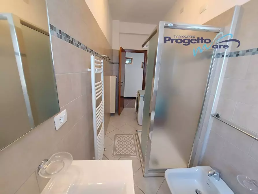 Immagine 6 di Appartamento in vendita  in viale europa a Pietra Ligure