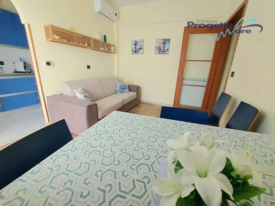 Immagine 16 di Appartamento in vendita  a Pietra Ligure