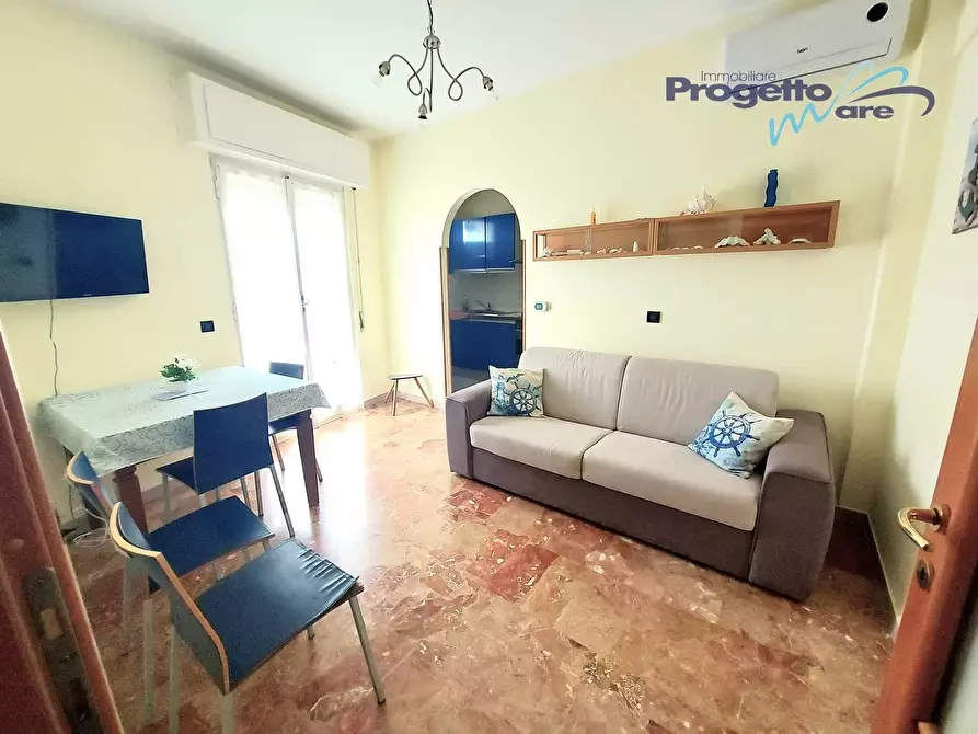 Immagine 17 di Appartamento in vendita  a Pietra Ligure