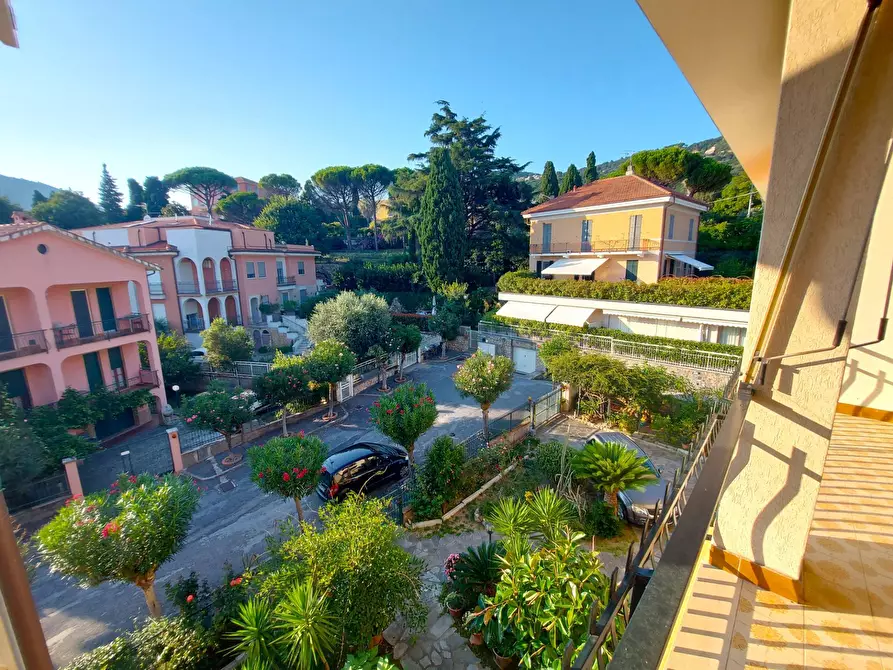 Immagine 14 di Appartamento in vendita  in via matteotti a Borgio Verezzi