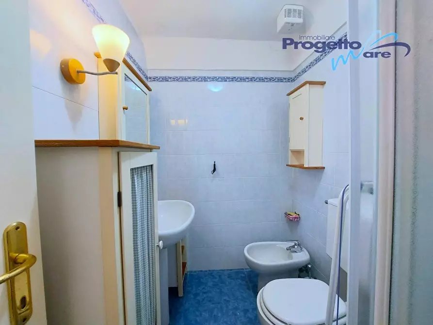 Immagine 4 di Appartamento in vendita  a Pietra Ligure