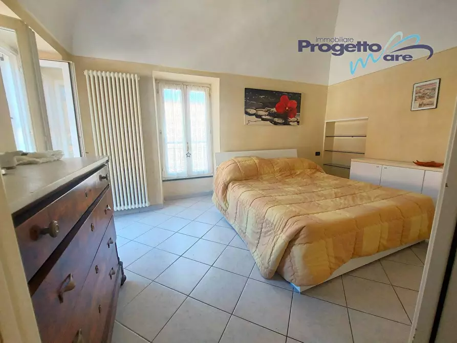 Immagine 3 di Appartamento in vendita  a Pietra Ligure