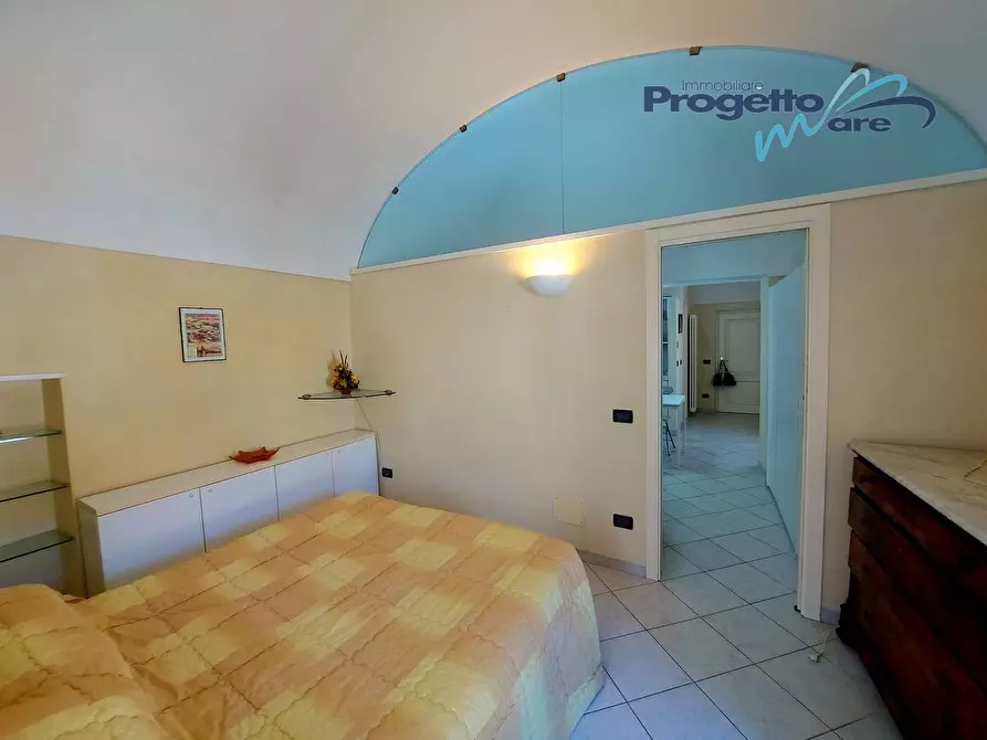 Immagine 5 di Appartamento in vendita  a Pietra Ligure
