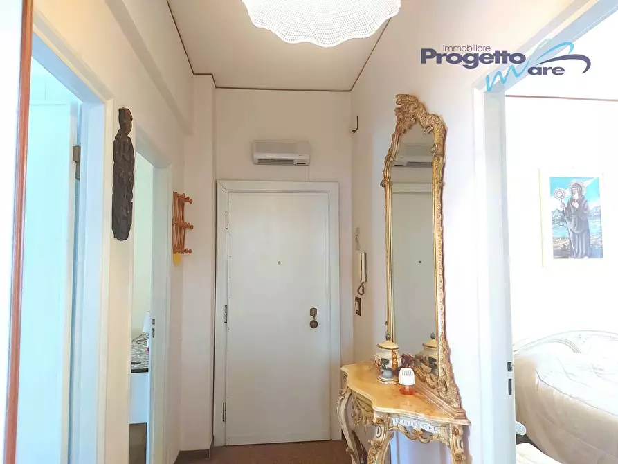 Immagine 17 di Appartamento in vendita  a Pietra Ligure