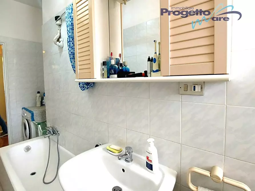 Immagine 40 di Appartamento in vendita  a Pietra Ligure