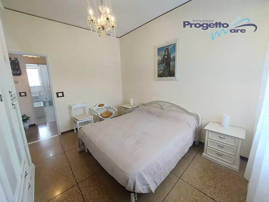 Immagine 10 di Appartamento in vendita  a Pietra Ligure