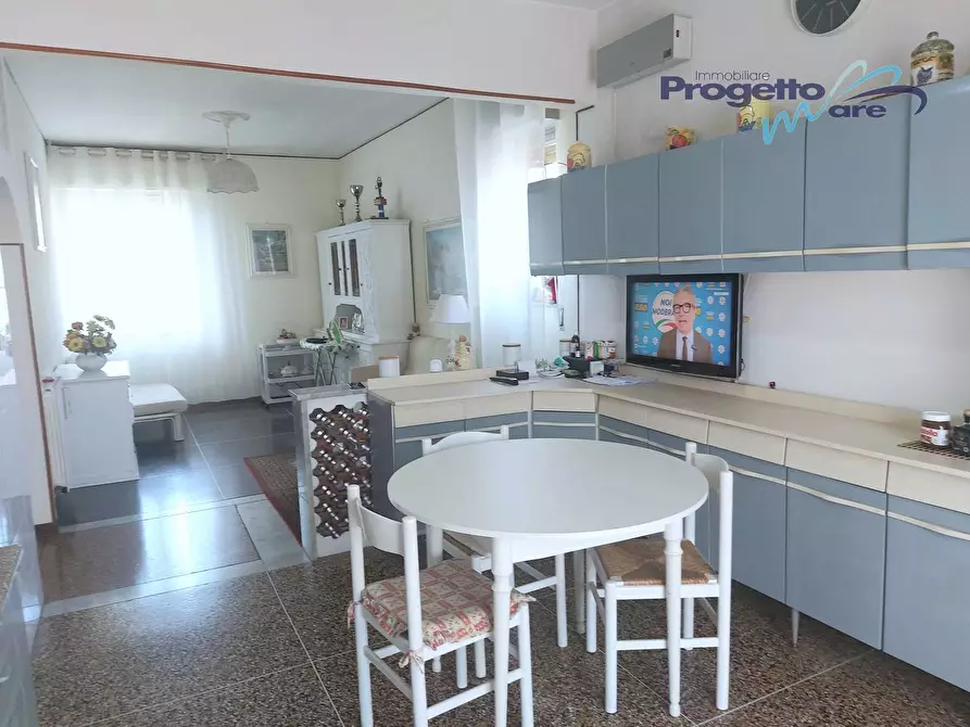 Immagine 23 di Appartamento in vendita  a Pietra Ligure