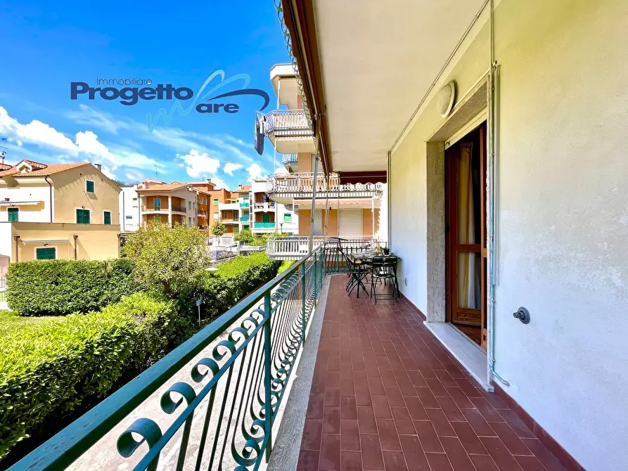 Immagine 13 di Appartamento in vendita  in Via Piani a Pietra Ligure