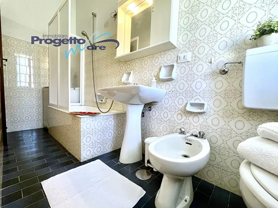 Immagine 6 di Appartamento in vendita  in Via Piani a Pietra Ligure