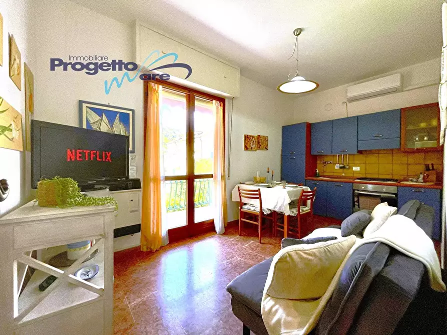 Immagine 14 di Appartamento in vendita  in Via Piani a Pietra Ligure