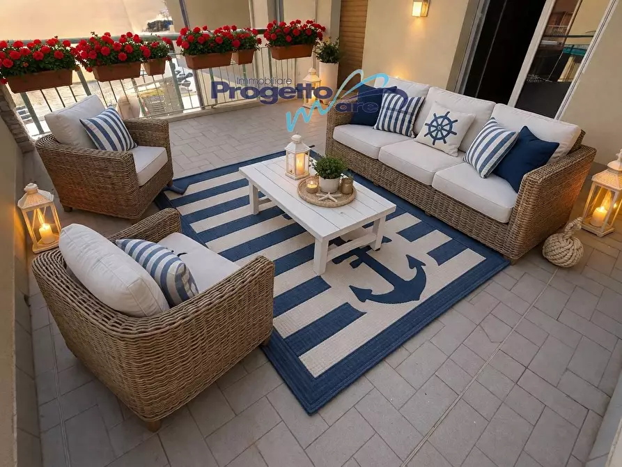 Immagine 13 di Appartamento in vendita  in corso Italia 17 a Pietra Ligure