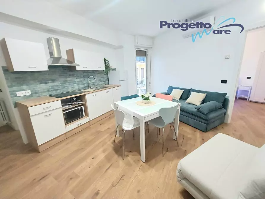 Immagine 8 di Appartamento in vendita  a Pietra Ligure