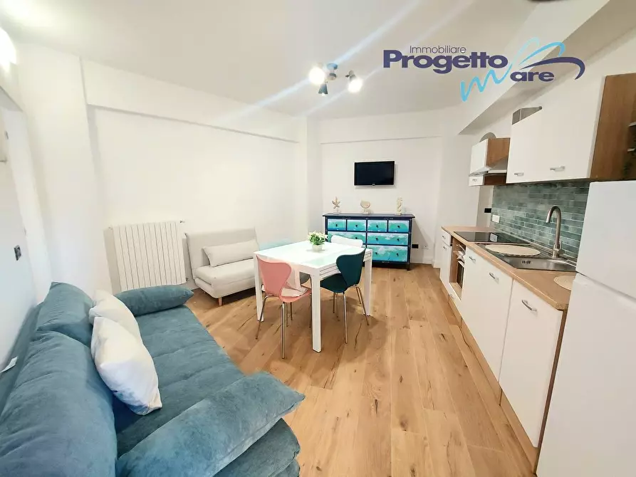 Immagine 20 di Appartamento in vendita  a Pietra Ligure