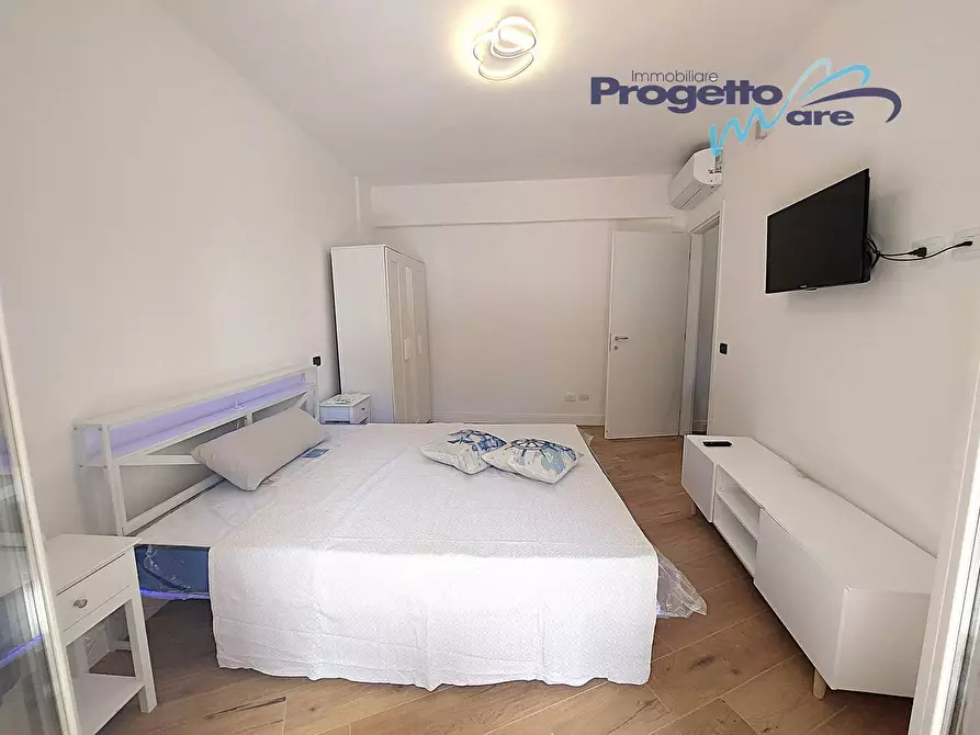 Immagine 3 di Appartamento in vendita  a Pietra Ligure