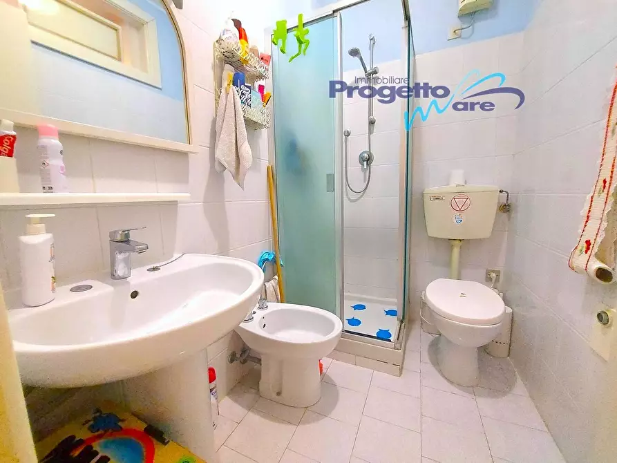 Immagine 5 di Appartamento in vendita  a Pietra Ligure