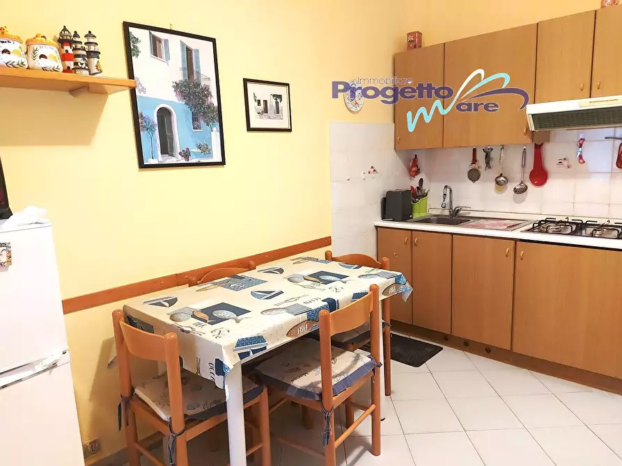 Immagine 14 di Appartamento in vendita  a Pietra Ligure