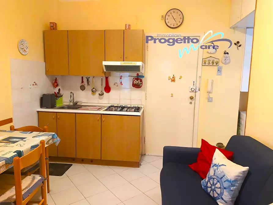 Immagine 15 di Appartamento in vendita  a Pietra Ligure