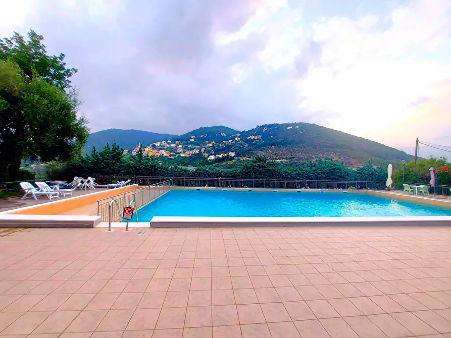 Immagine 12 di Villa in vendita  in ranzi a Giustenice