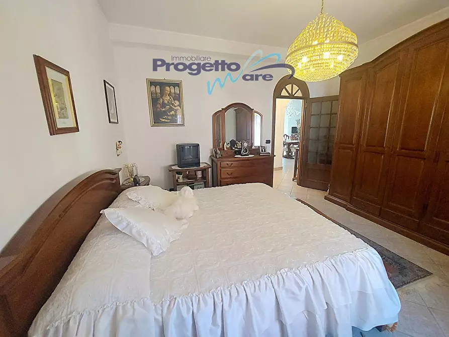 Immagine 3 di Appartamento in vendita  a Pietra Ligure