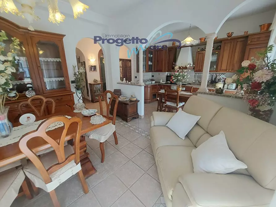 Immagine 16 di Appartamento in vendita  a Pietra Ligure