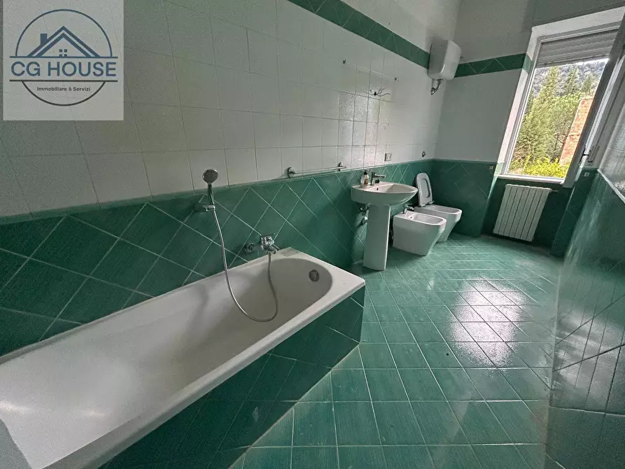 Immagine 7 di Appartamento in affitto  a Liveri