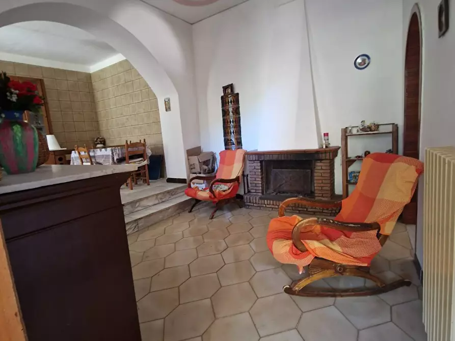 Immagine 4 di Casa semindipendente in vendita  in Casa Trione 16 a Aiello Del Sabato